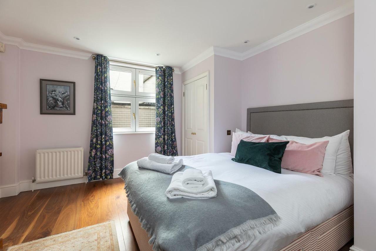 Joivy Beautiful 2 Bed Apt In The Heart Of Mayfair, Close To Tube Apartamento Londres Exterior foto